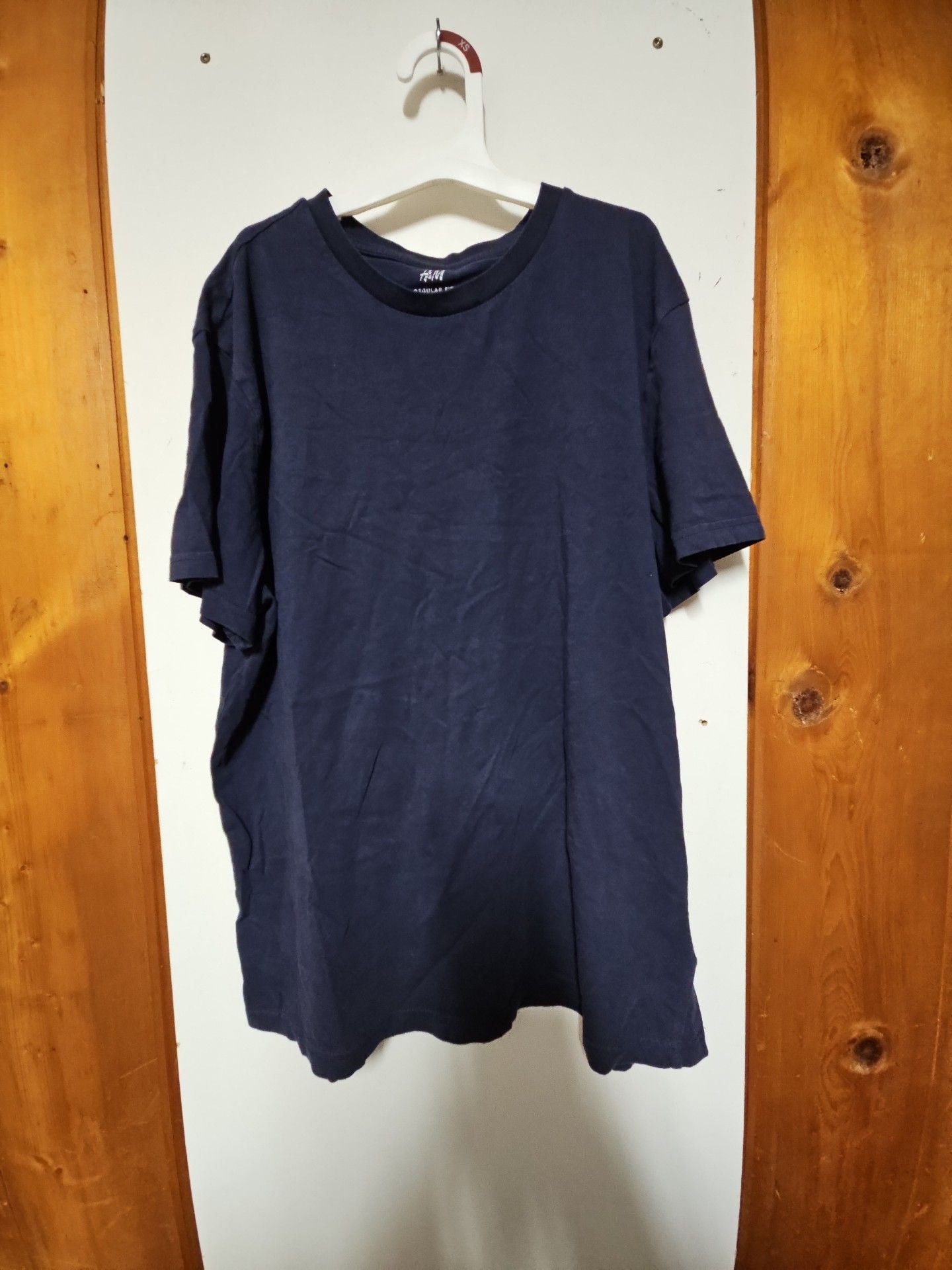 (571) H&M Regular Fit T-Shirt Size M Navy Blue 2