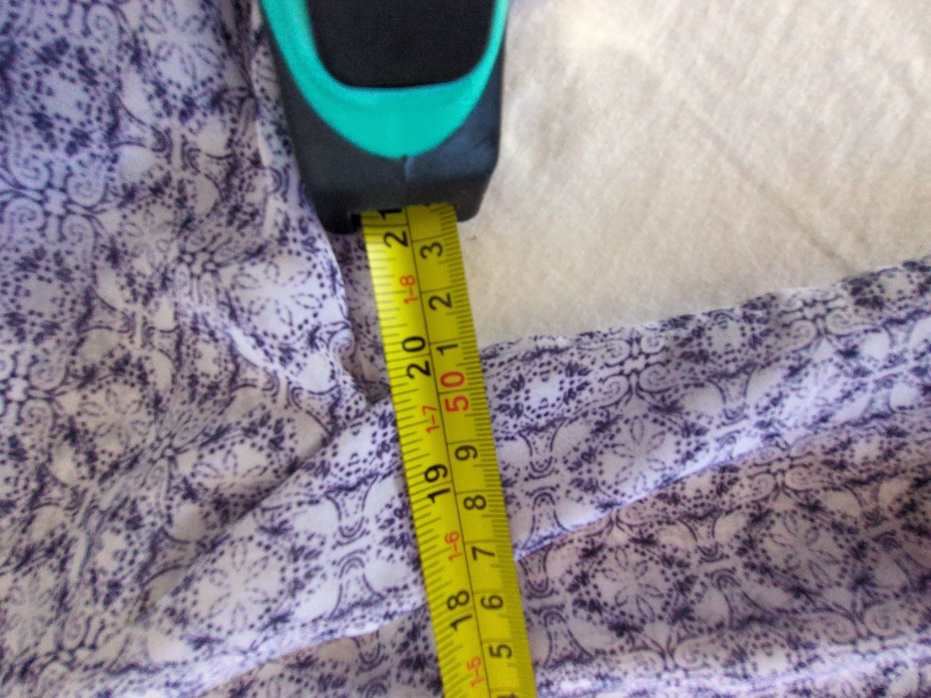 Skies Are Blue Blouse Size M Purple Paisley Tie Neck 3/4 Sleeve 9
