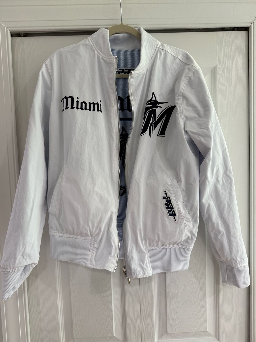 Pro Standard Miami Marlins Seersucker Reversible Bomber Jacket 7