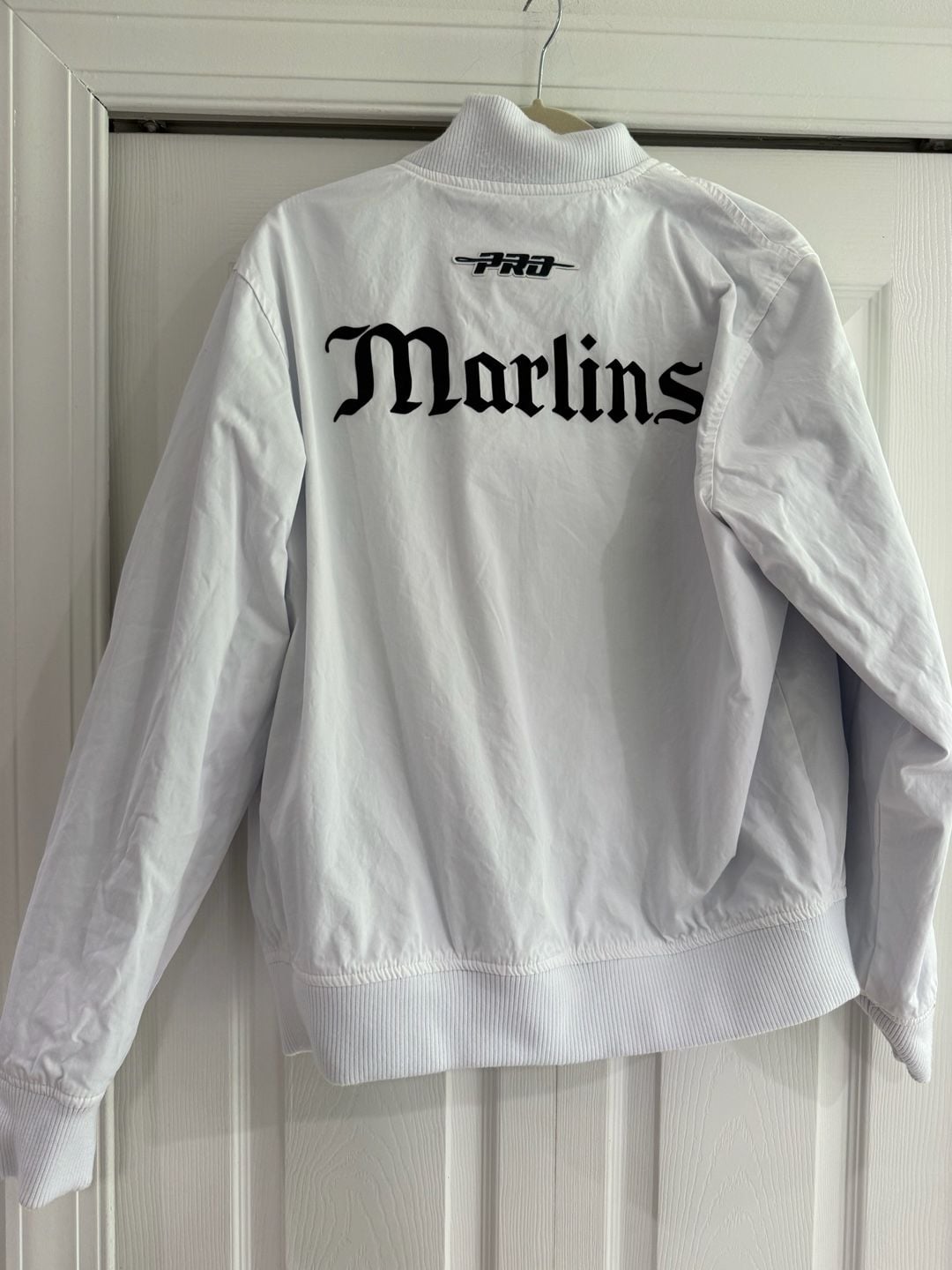 Pro Standard Miami Marlins Seersucker Reversible Bomber Jacket 8