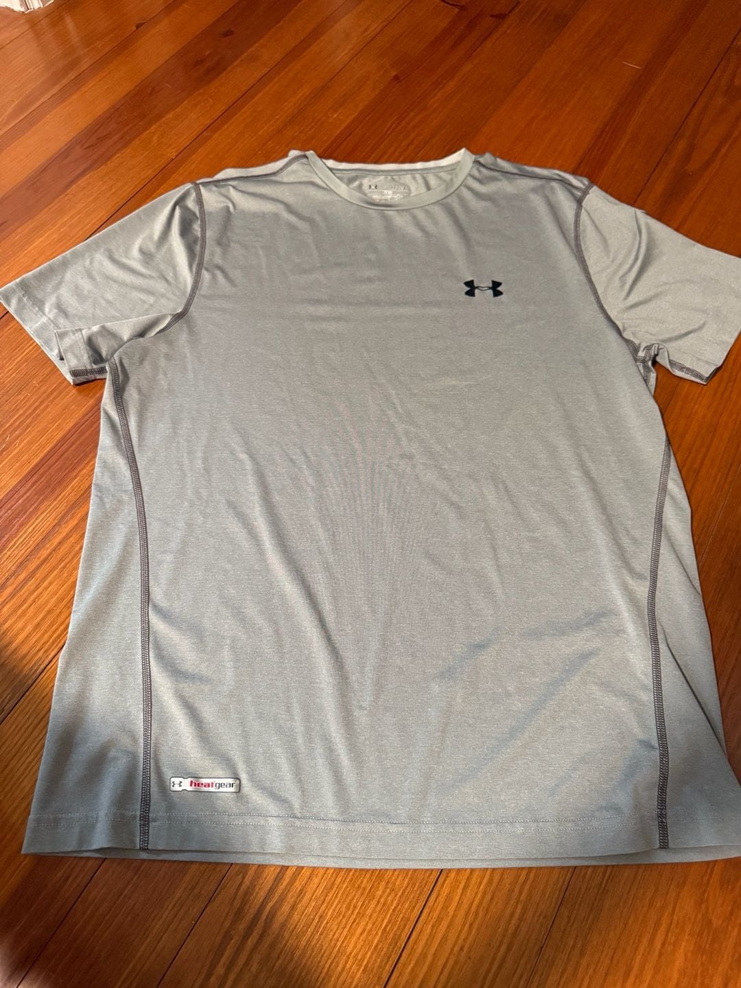 Under Armour HeatGear T-Shirt Size XL Gray Athletic Fitted 2
