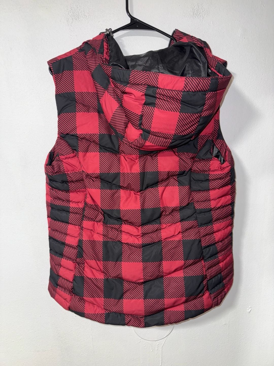 Alpine Design Puffer Vest Size M Red Black Buffalo Check 3