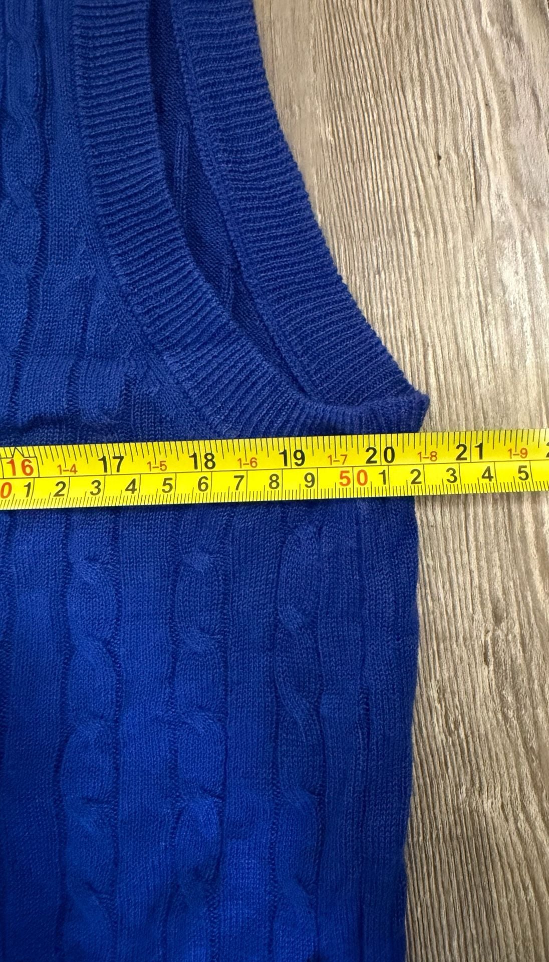 Linea Uomo V-Neck Cable Knit Sweater Vest Blue 3