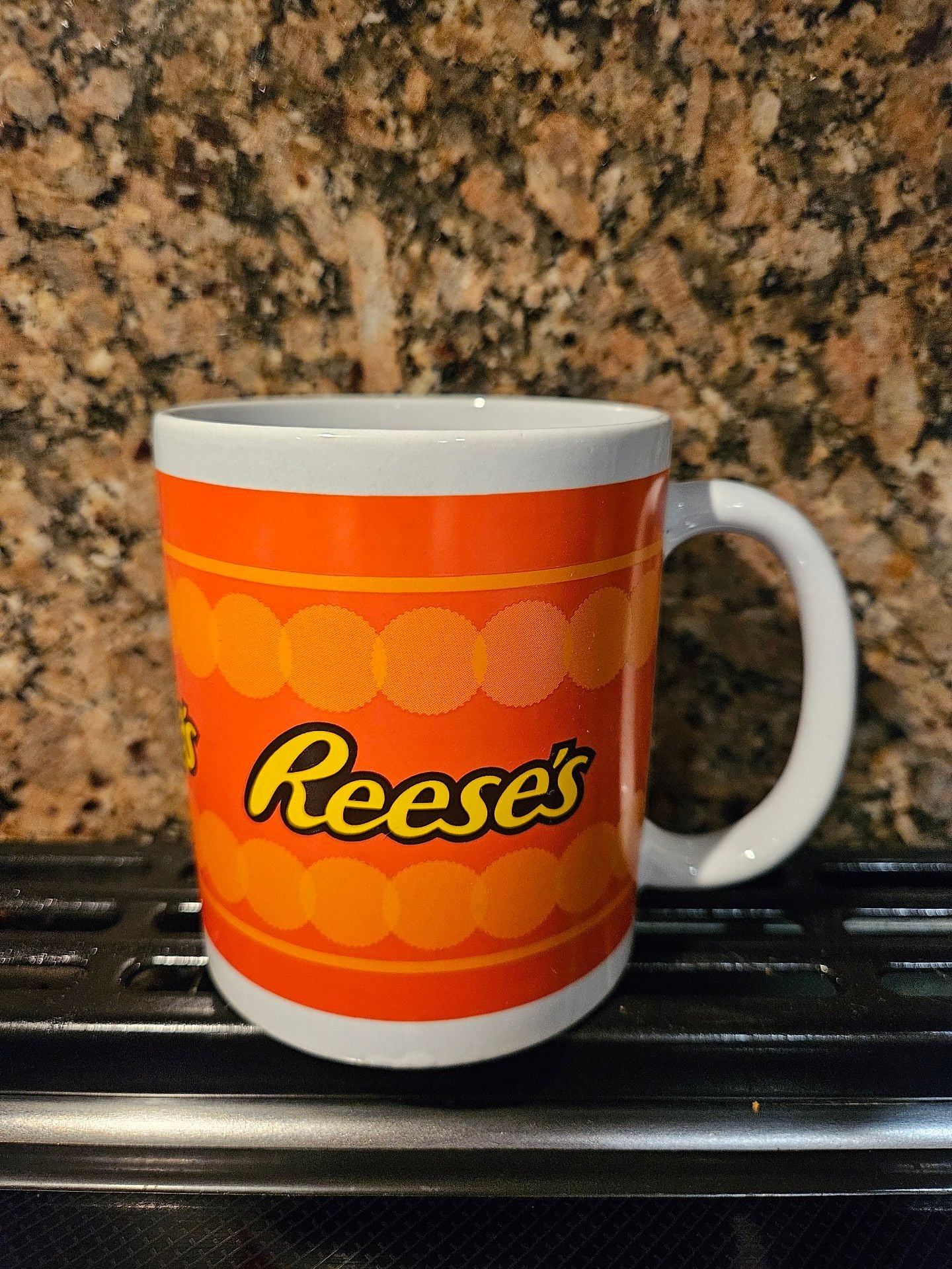 Vintage Reese’s Peanut Butter Cups Mug Galerie Hershey’s Orange Candy Coffee Cup 1
