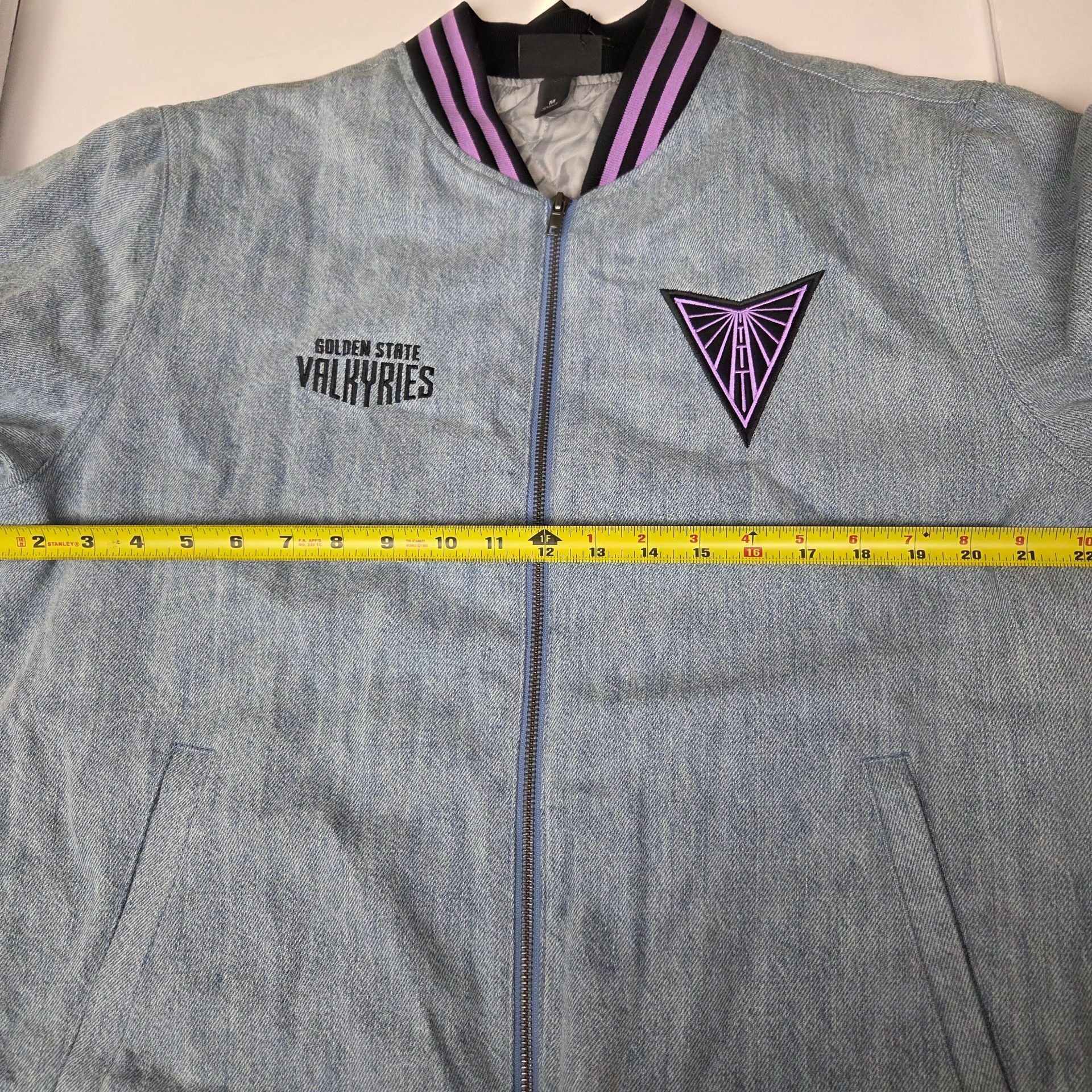 WNBA Golden State Valkyries Denim Bomber Jacket The Wild Collection Size M NWT 14