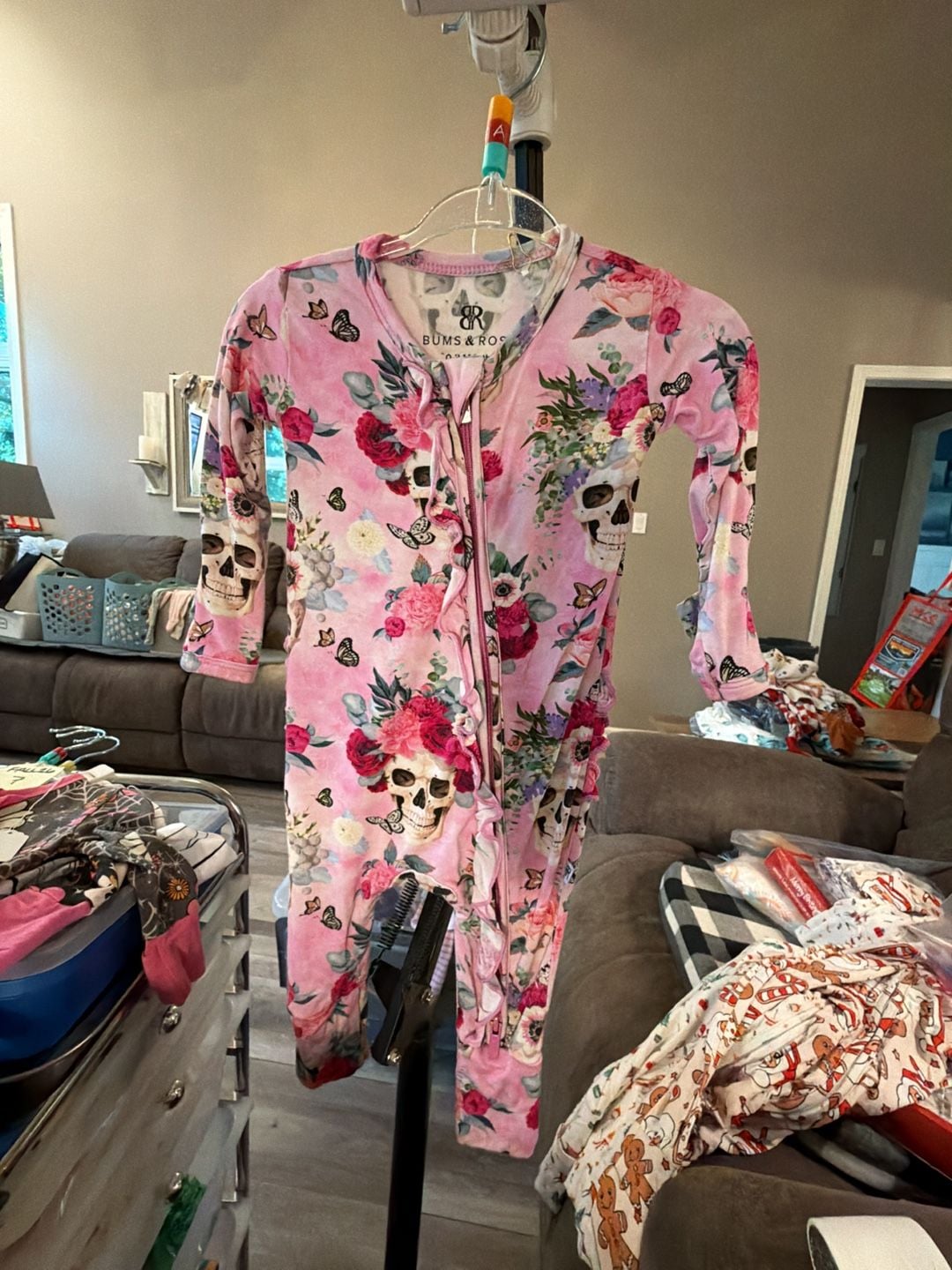 Bums & Roses Romper Size 0-3 Months Pink Floral Skull Ruffle 2