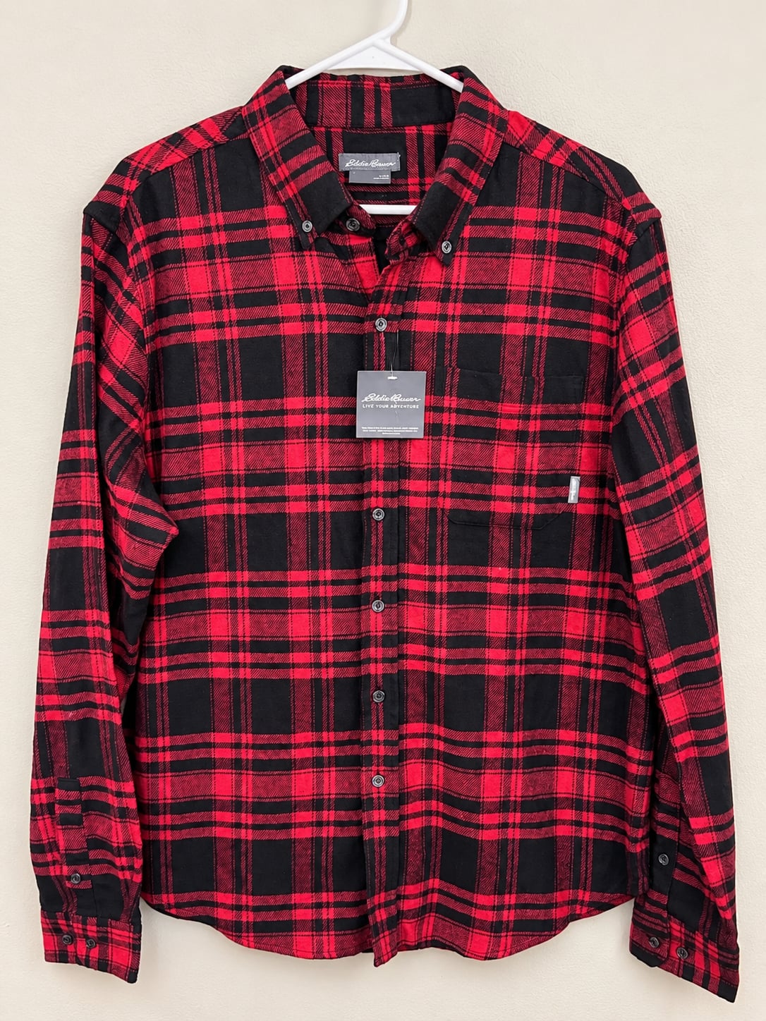 Eddie Bauer Everyday Flex Flannel Shirt Men’s L Red Black Plaid NWT Stretch 3
