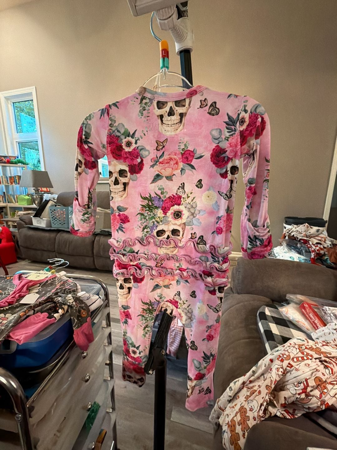Bums & Roses Romper Size 0-3 Months Pink Floral Skull Ruffle 5