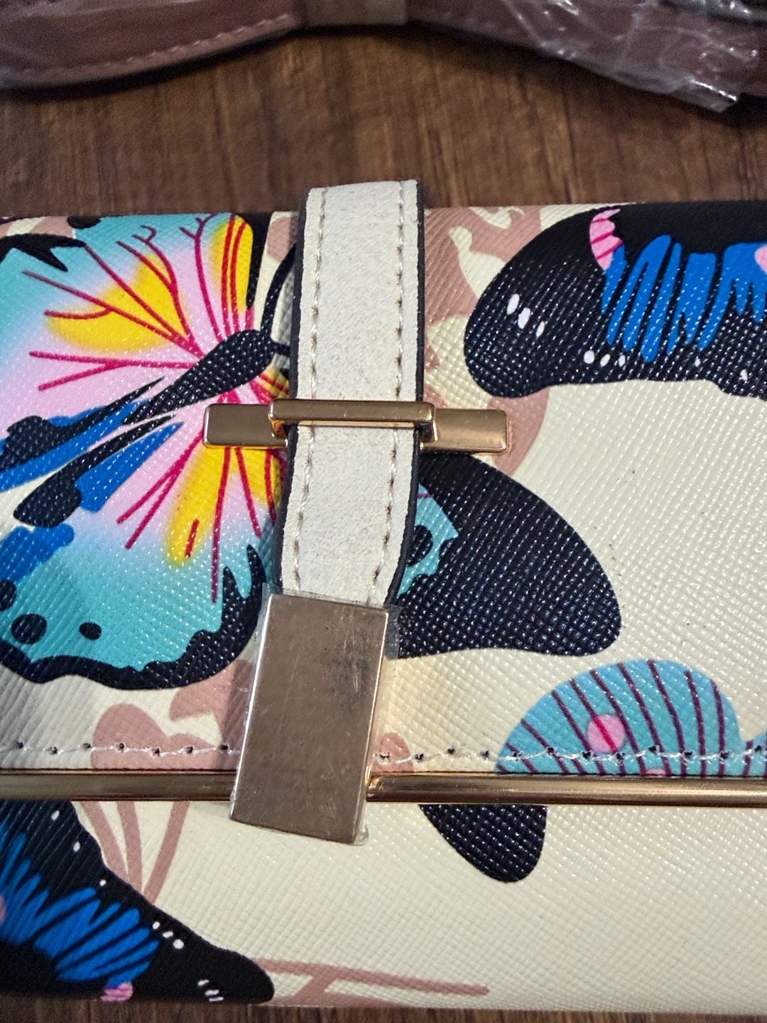 Generic Butterfly Print Clutch Wallet Crossbody Bag Cream Faux Leather 4