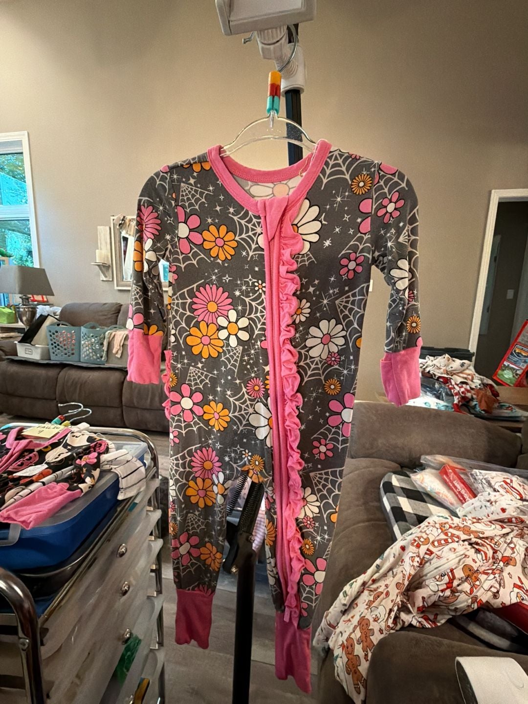 Bootiful Blooms Bamboo Ruffle Zippy 2
