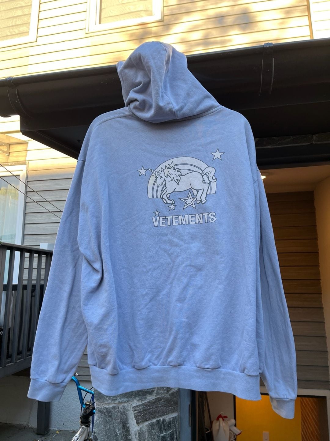 Vetements Vetements ss18 unicorns and rainbows print hoodie men’s 7