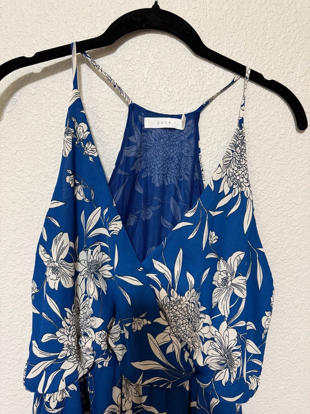 Lush Floral Maxi Dress Size M Blue White Halter V-Neck 4