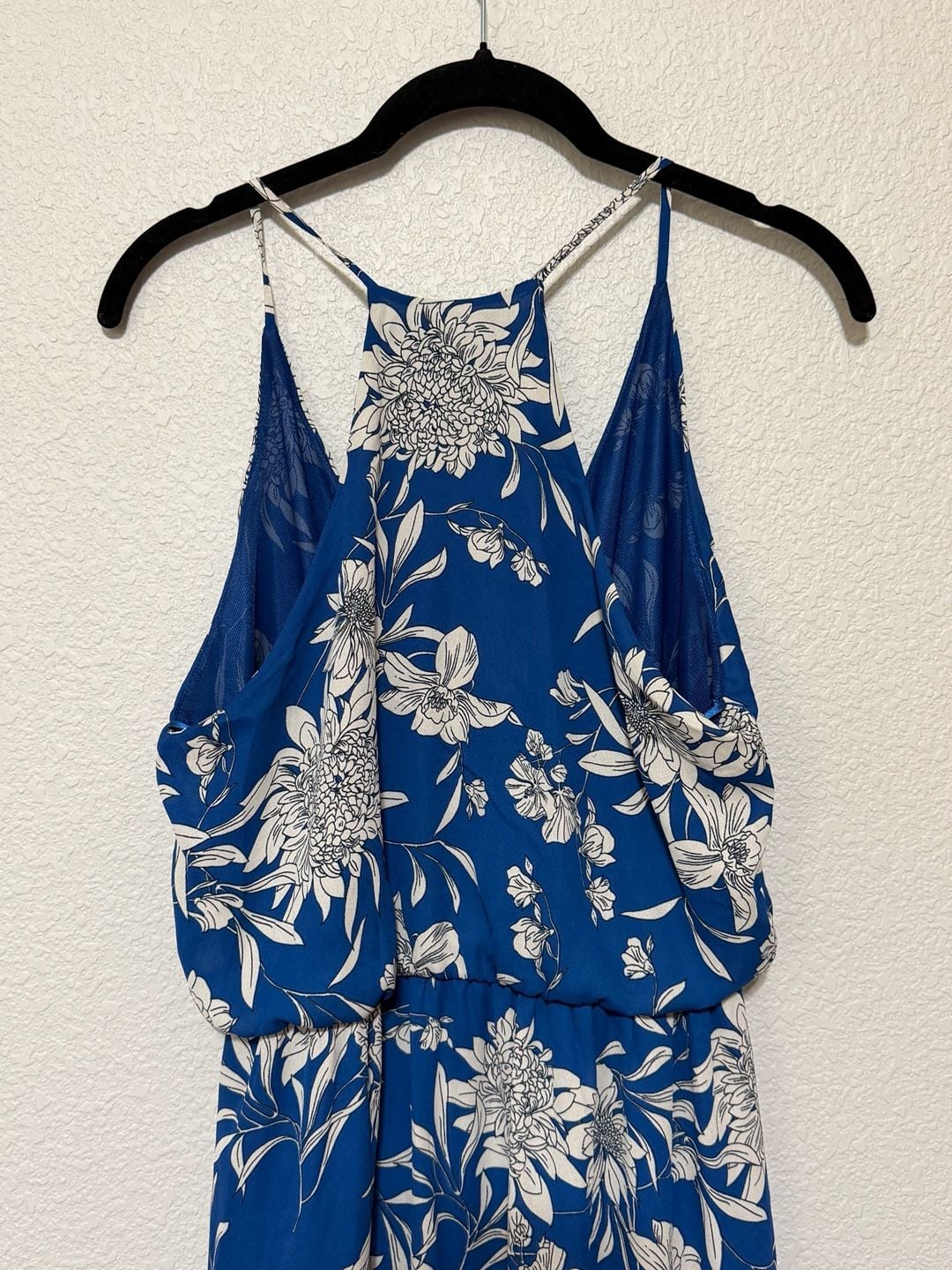 Lush Floral Maxi Dress Size M Blue White Halter V-Neck 7