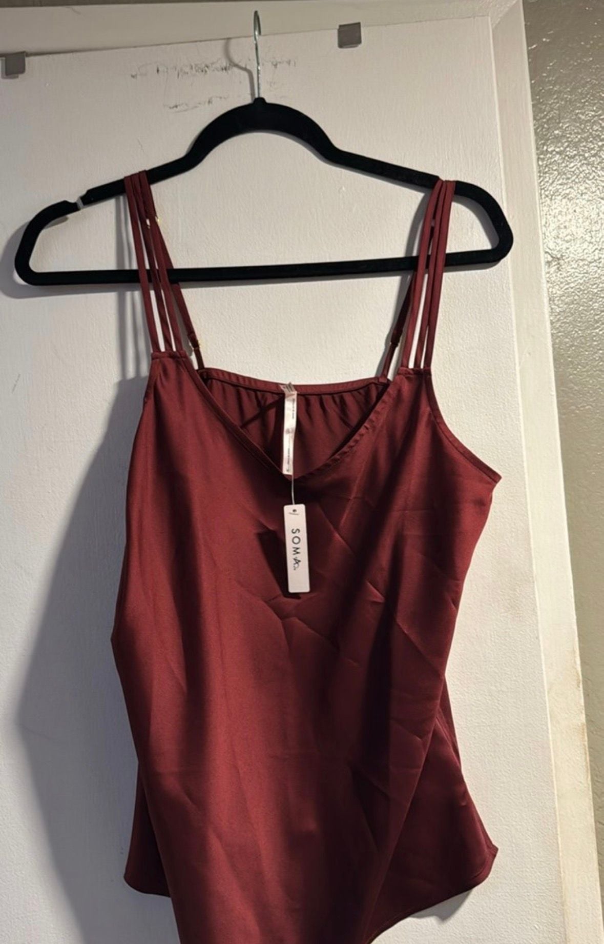Soma Satin Cami Size M Burgundy Red Strappy V-Neck Tank Top NWT 3