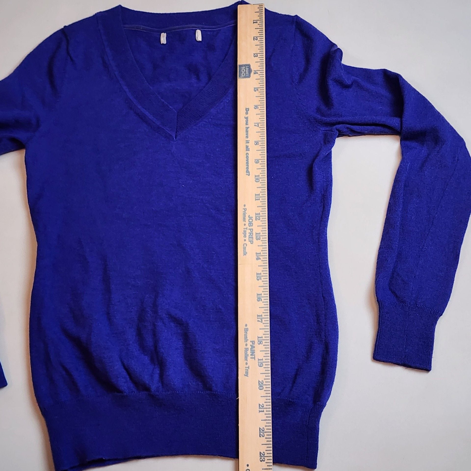 Vibrant Purple Merino Wool V-Neck Sweater Women's Long Sleeve Minimalist Knit S  7