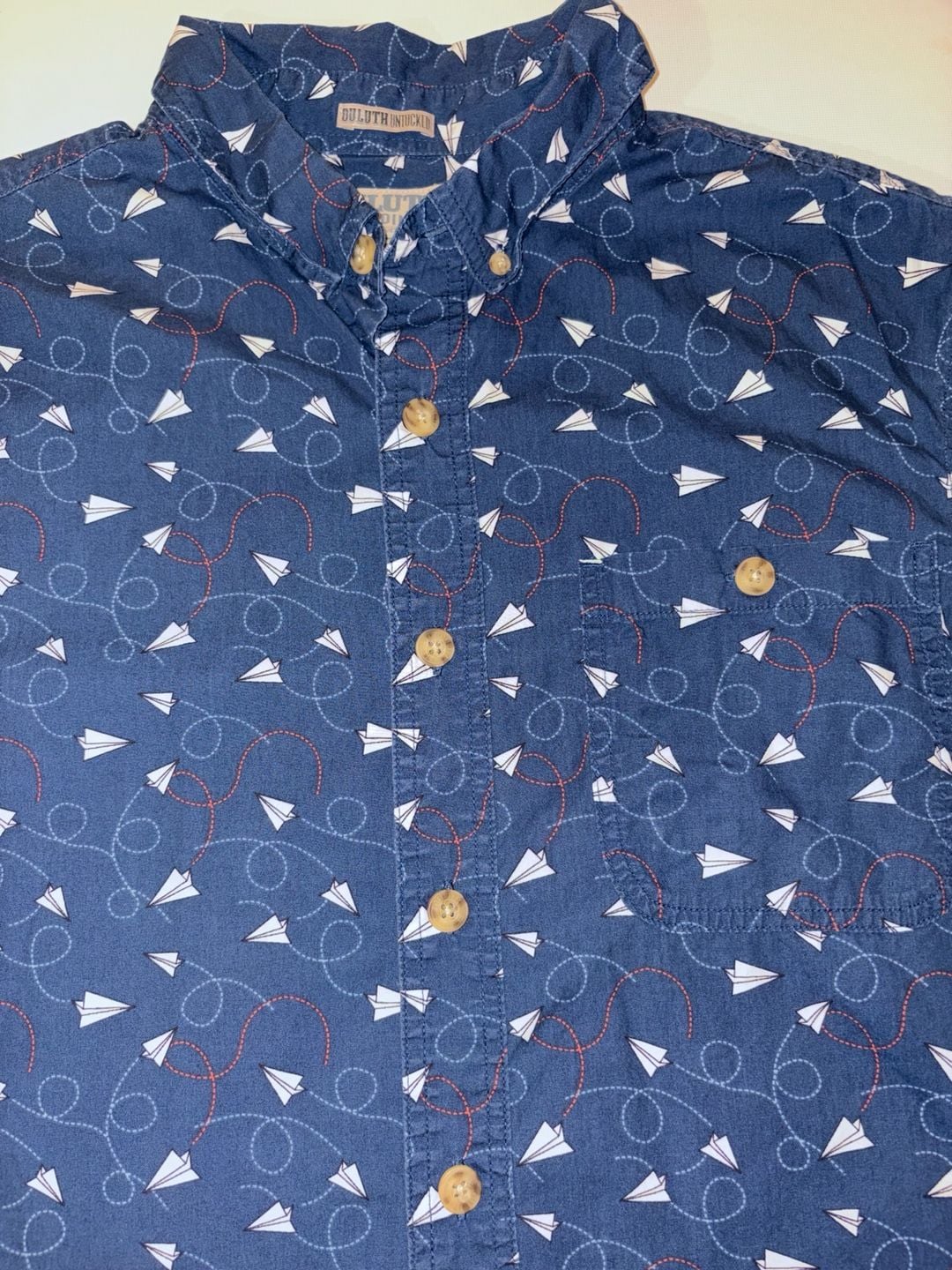 Duluth Trading Co Untucked Short Sleeve Shirt Size XL Blue Paper Airplanes 3