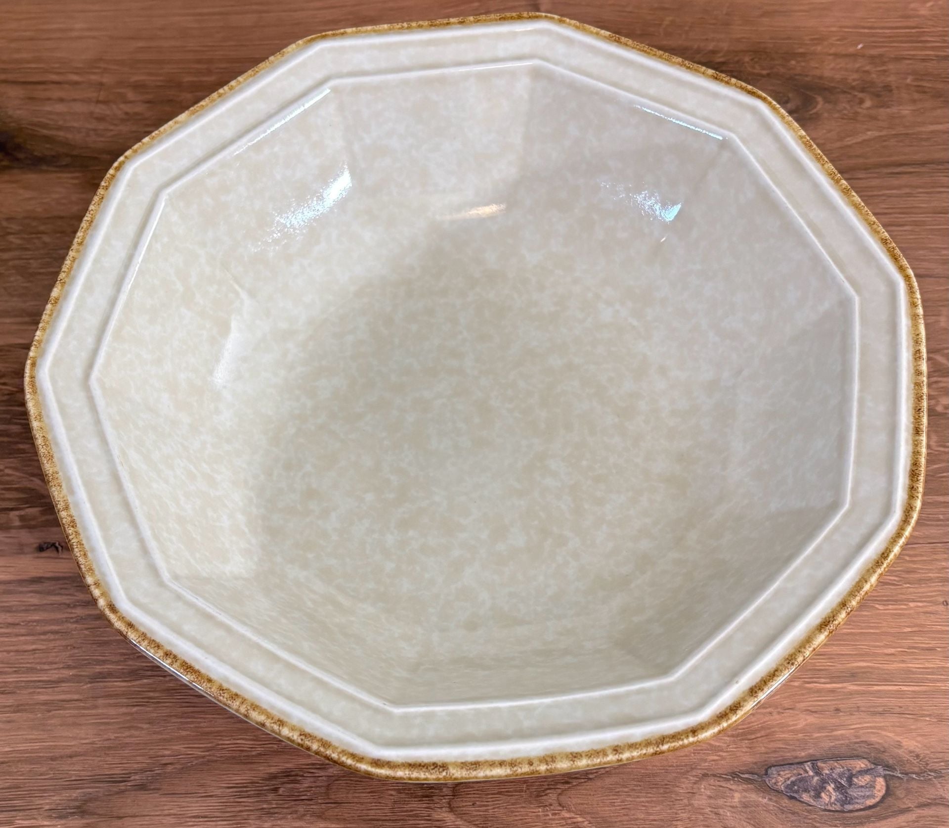 Mikasa Avante Ivory FE 900 18pc Dinnerware Set 9