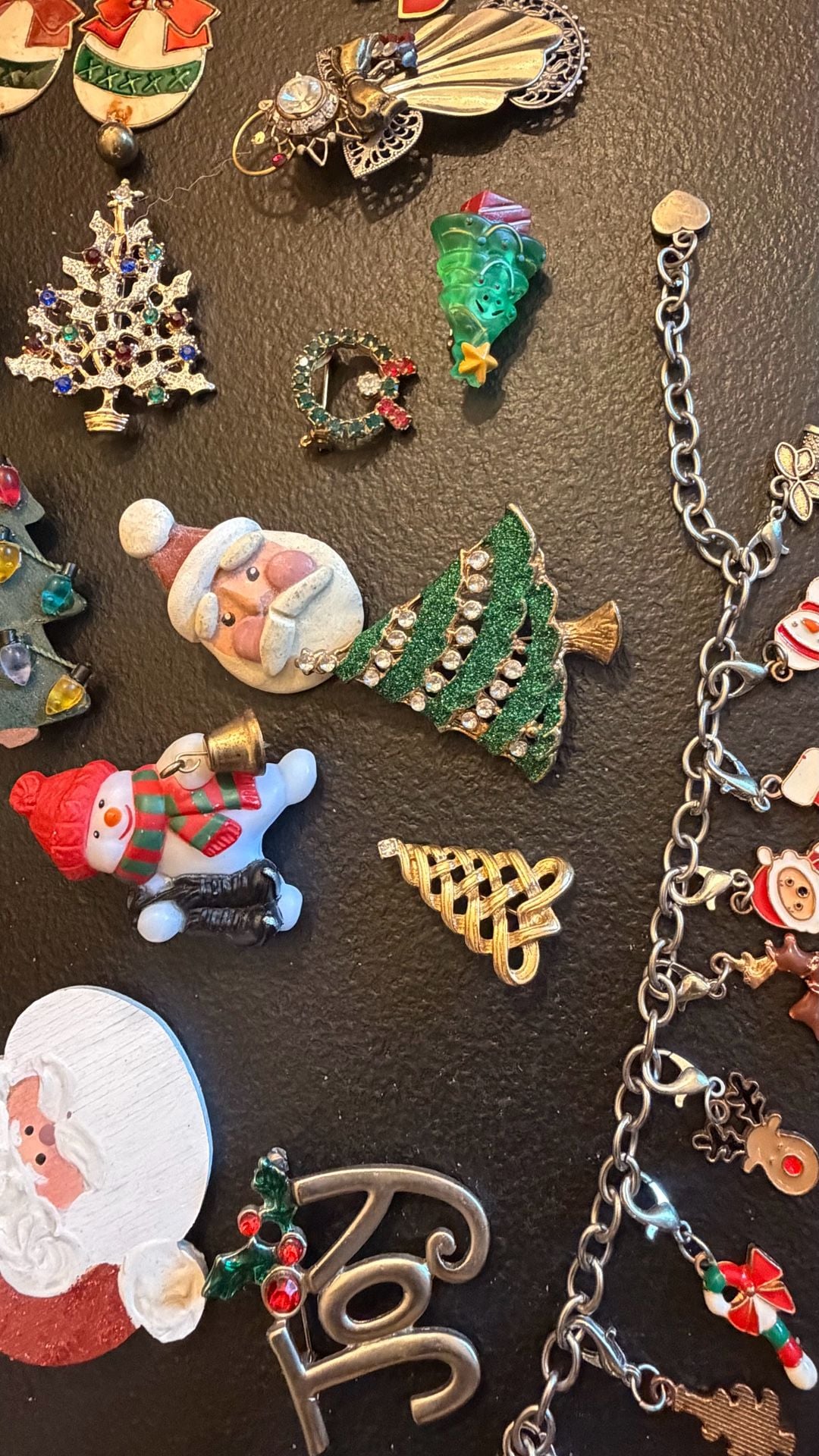 Vintage Christmas Jewelry Lot 7
