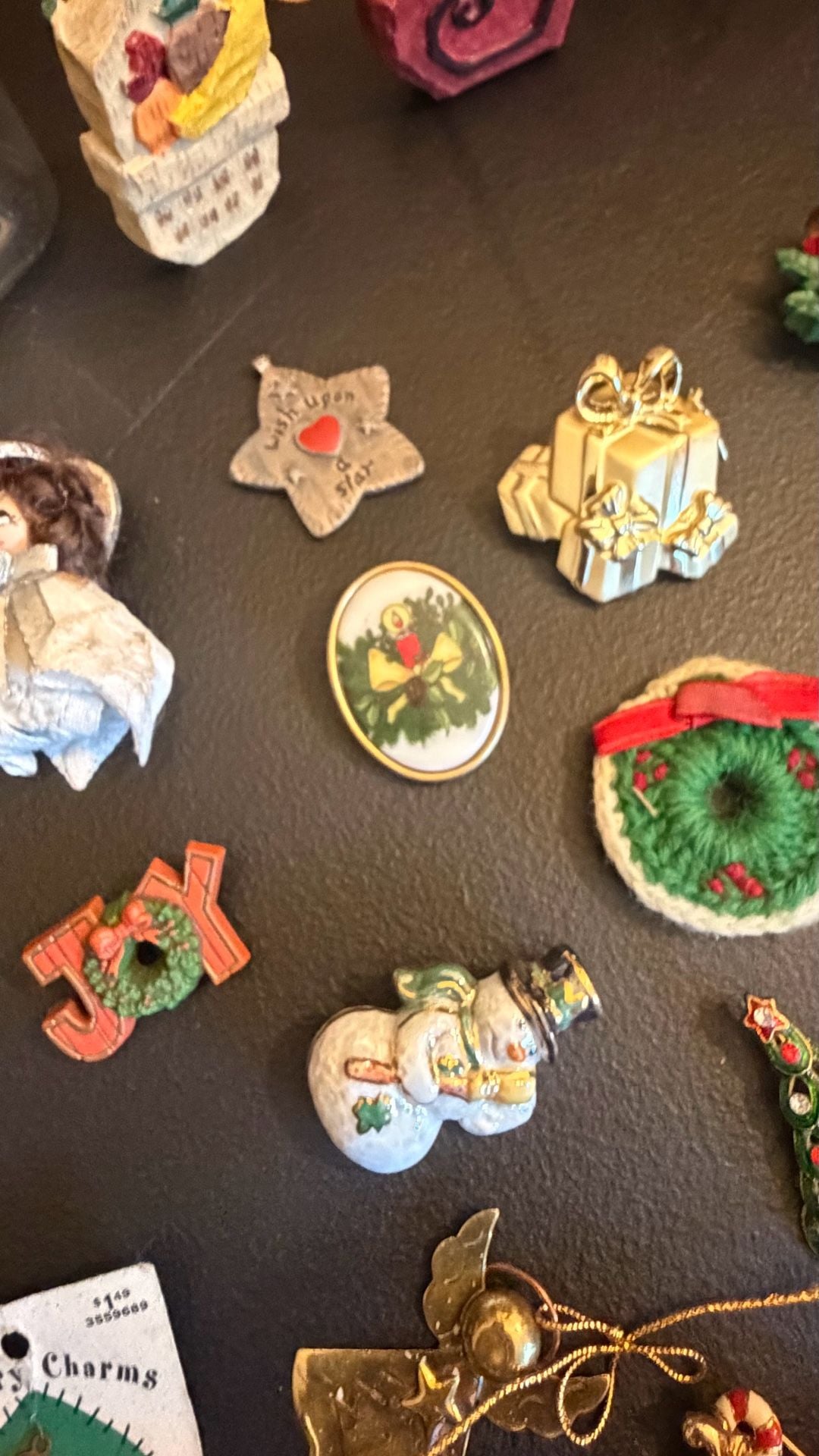 Vintage Christmas Jewelry Lot 12