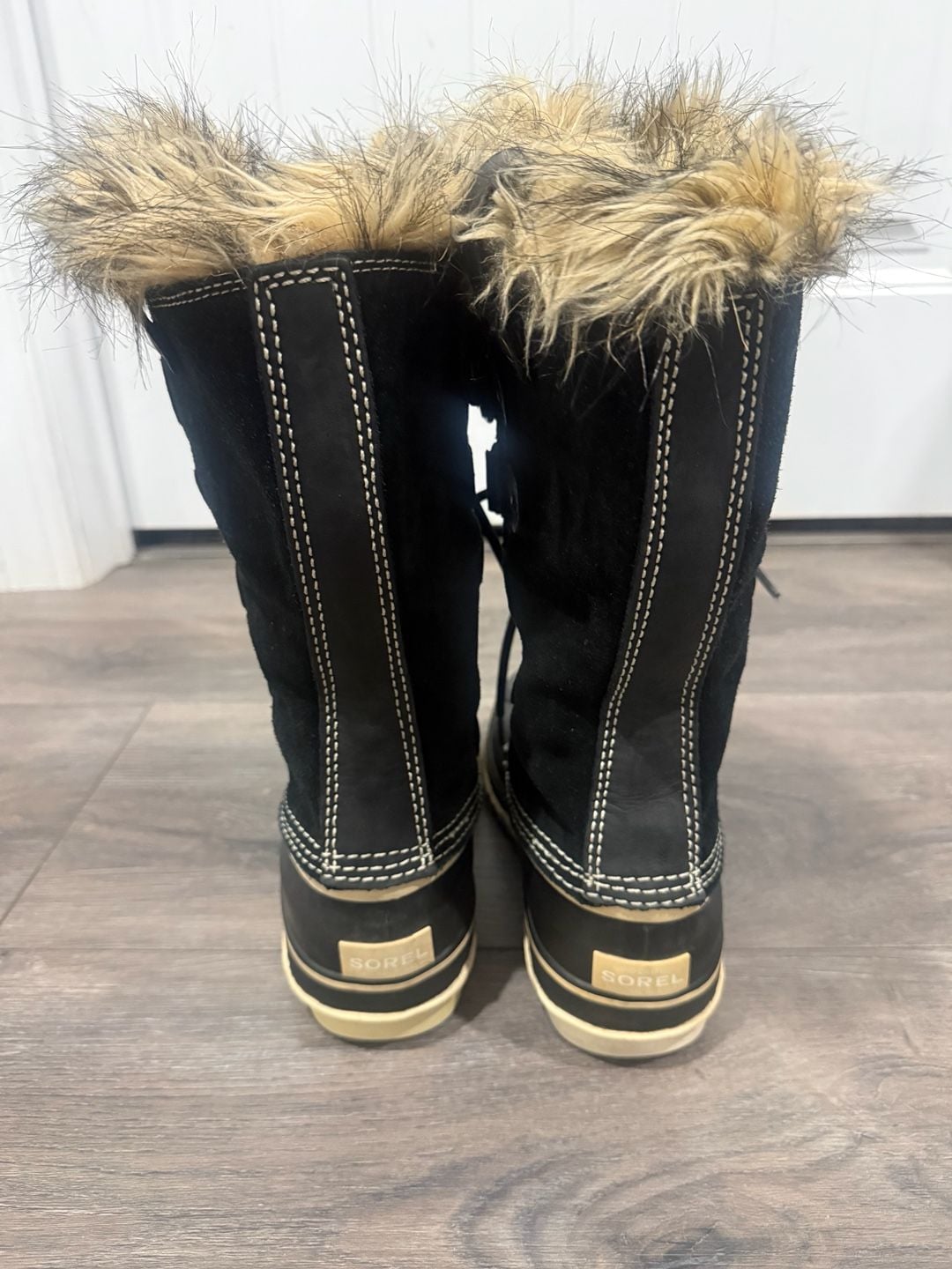 SOREL Joan of Arctic Black Suede Faux Fur Winter Snow Boots Women’s Size 8 5