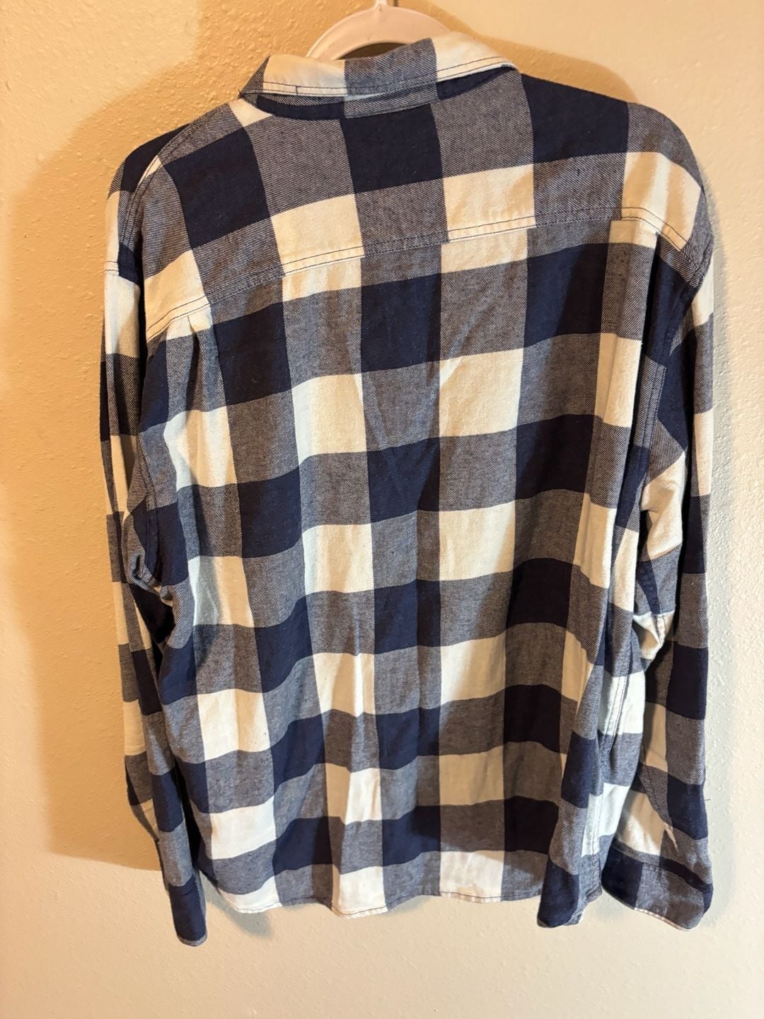 Old Navy Flannel Shirt Size XL Blue White Plaid 3