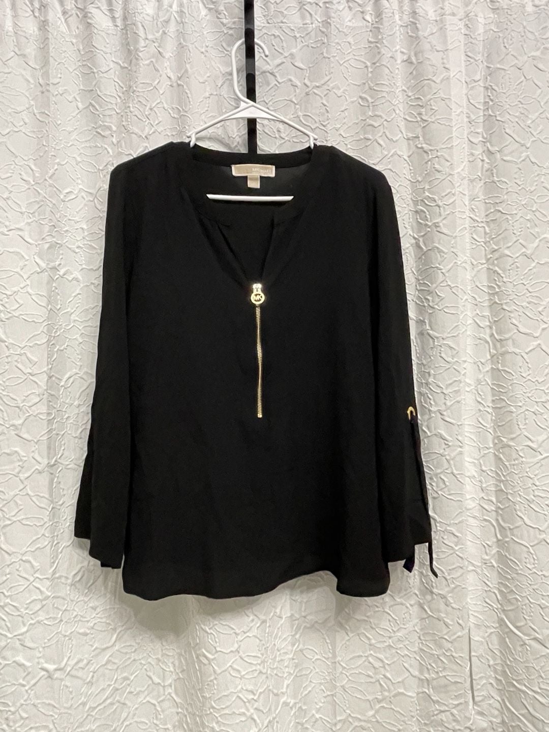 Michael Kors Black Gold Zip V Neck Roll Tab Sleeve Blouse Large Career 2