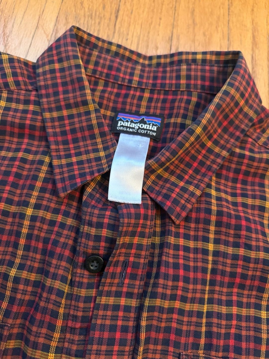 Patagonia Organic Cotton Plaid Long Sleeve Button Up Shirt 3