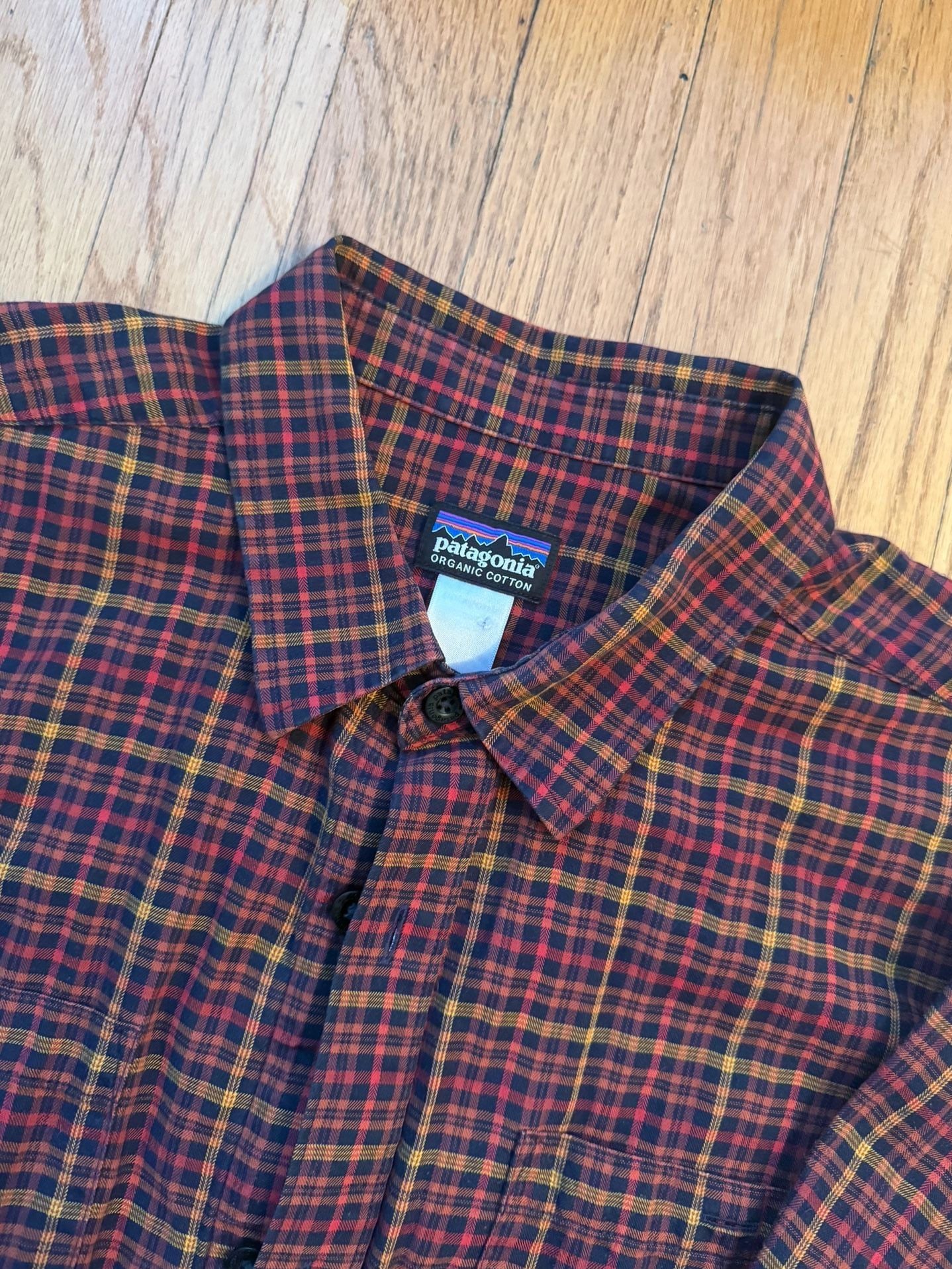 Patagonia Organic Cotton Plaid Long Sleeve Button Up Shirt 2
