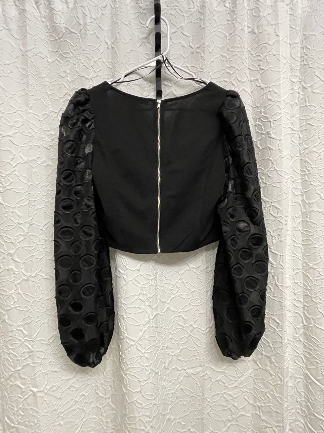 Jealous Tomato Black Sheer Textured Polka Dot Balloon Sleeve Crop Top Blouse M 4