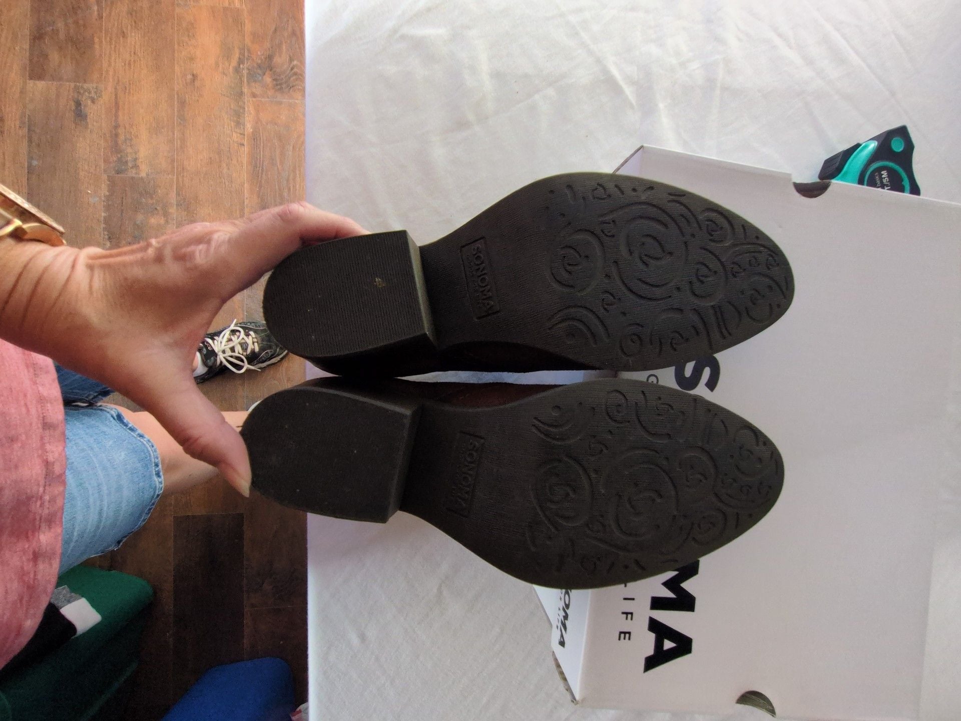 Product thumbnail 5