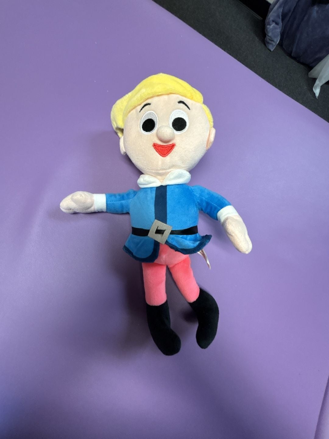 Rudolph the Red-Nosed Reindeer Hermey the Elf Plush Toy 1