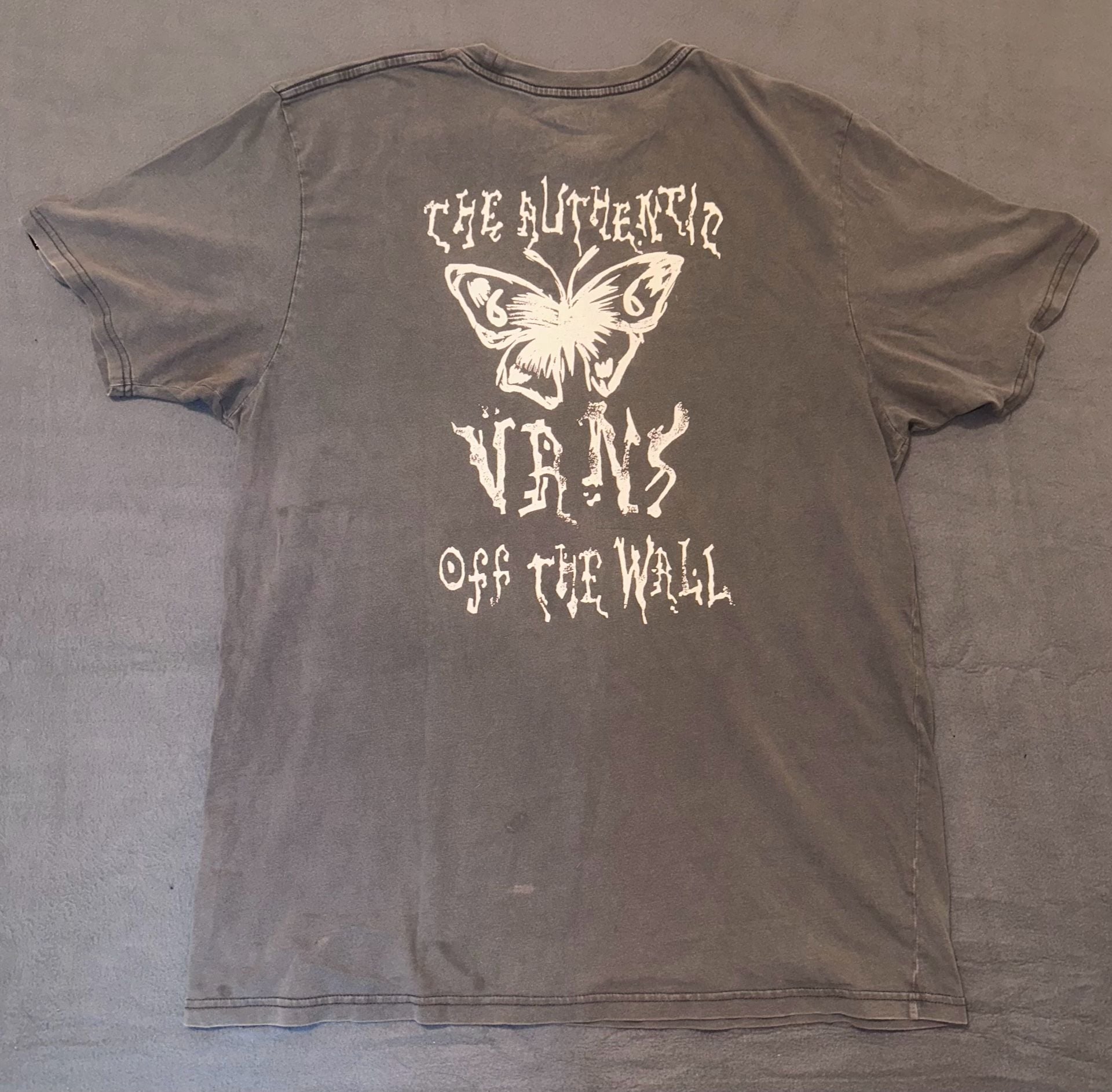 Vans Graphic T-Shirt XX-Large Gray Butterfly Off The Wall Slim Fit 4