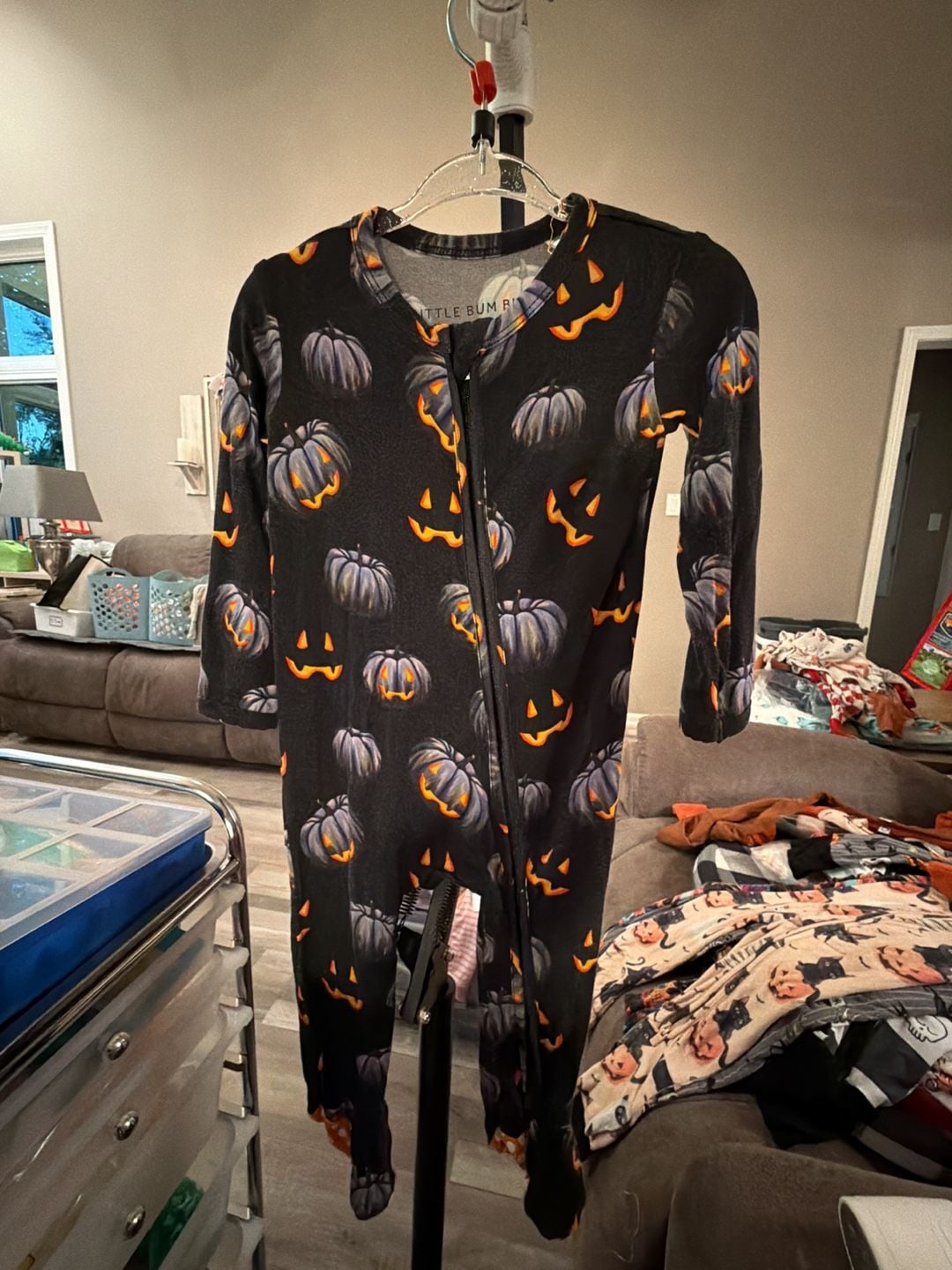 Little Bum Bums Halloween Pumpkin Footed Zippy Pajamas Size 9-12 Months 2
