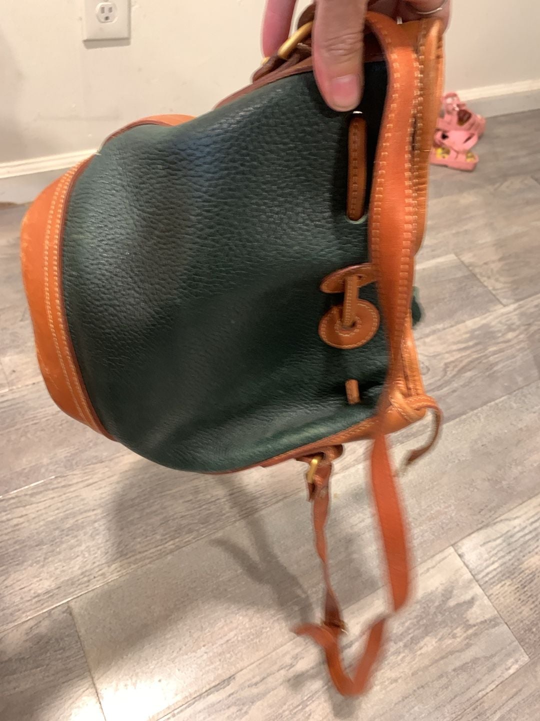 Vintage Coach Dinky Bag 501-25 Green Tan Leather Bucket Bag Crossbody 5