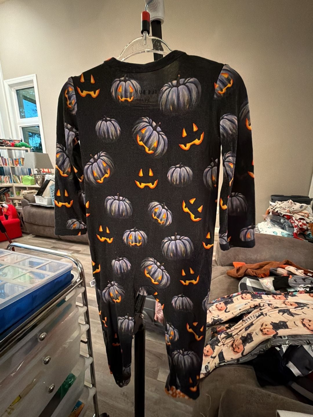 Little Bum Bums Halloween Pumpkin Footed Zippy Pajamas Size 9-12 Months 5