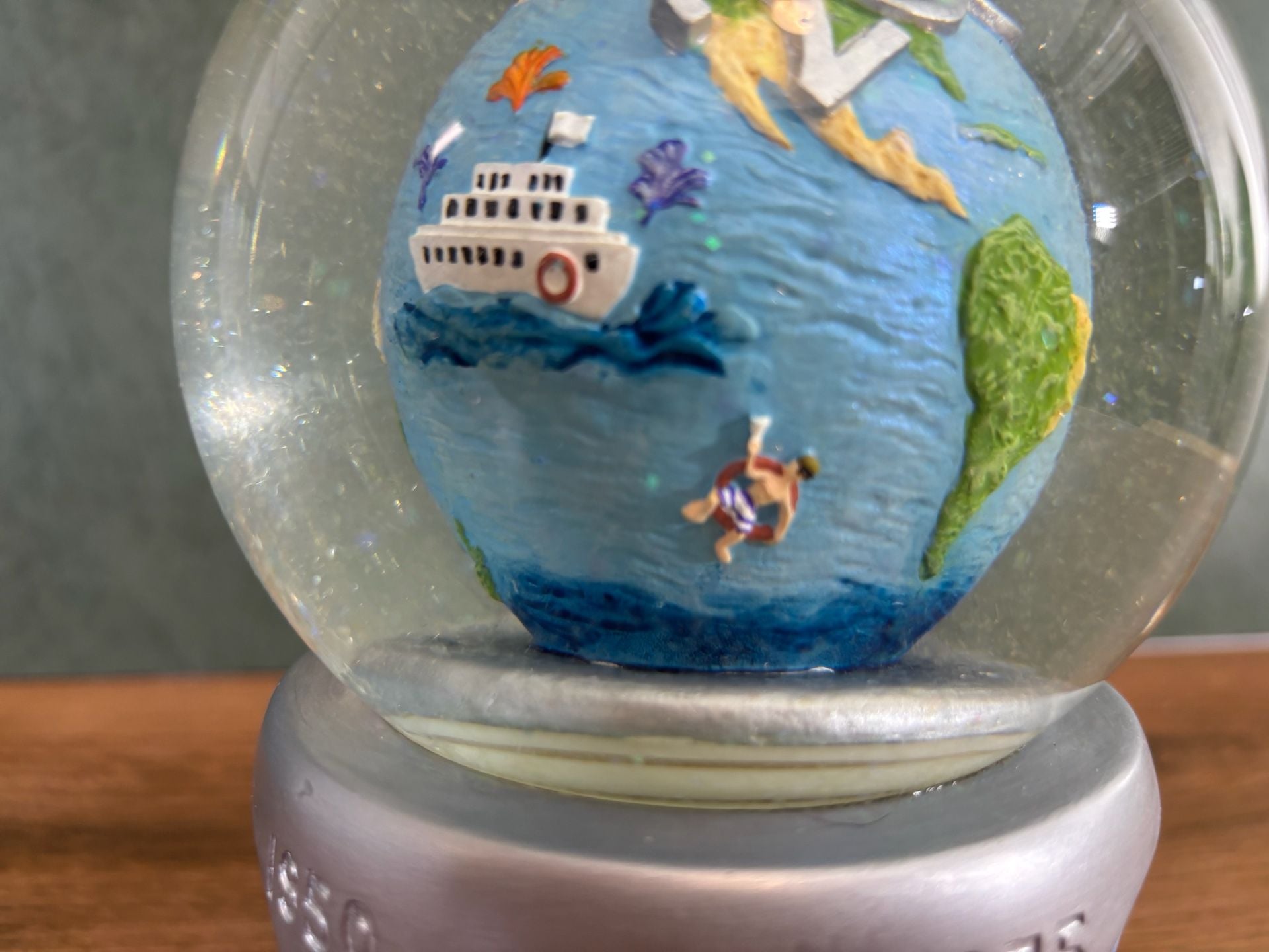 Vintage Lord & Taylor The Millennium Snow Globe 7