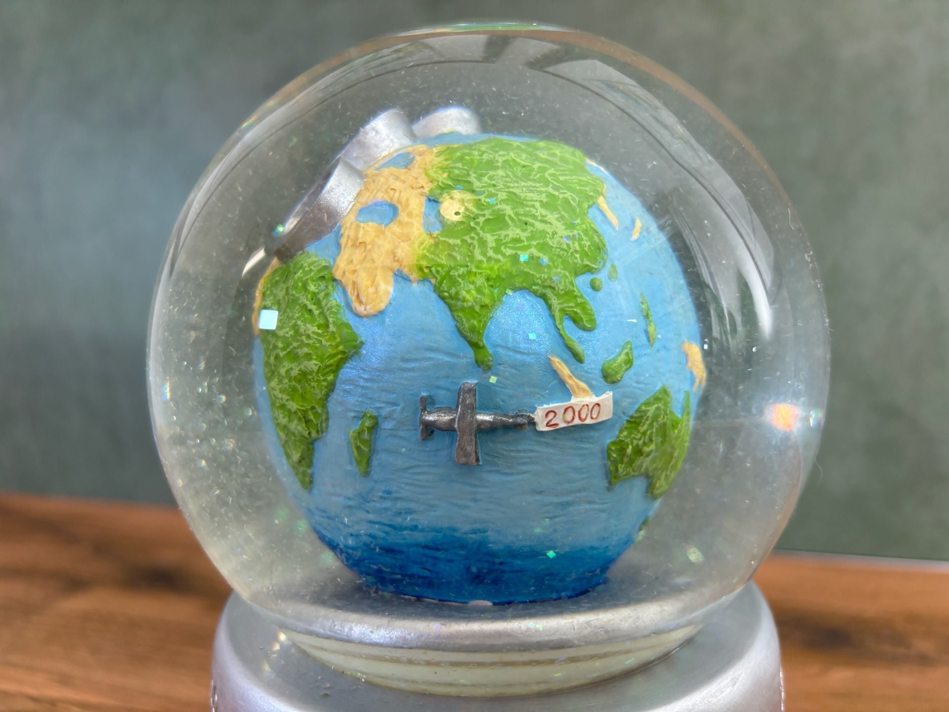 Vintage Lord & Taylor The Millennium Snow Globe 11