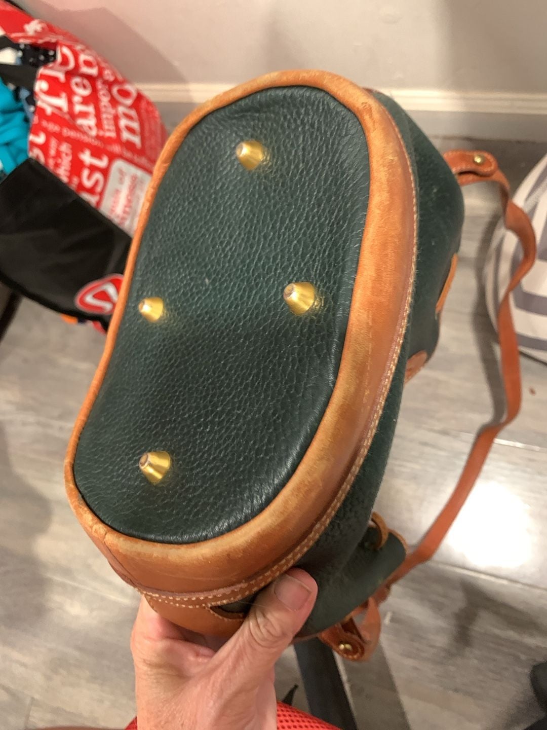Vintage Coach Dinky Bag 501-25 Green Tan Leather Bucket Bag Crossbody 10