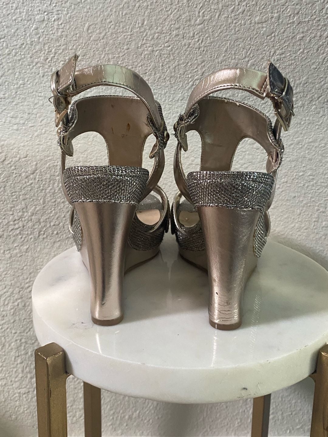 Guess Wedge Sandals Glitter Gold Platform Heels 8