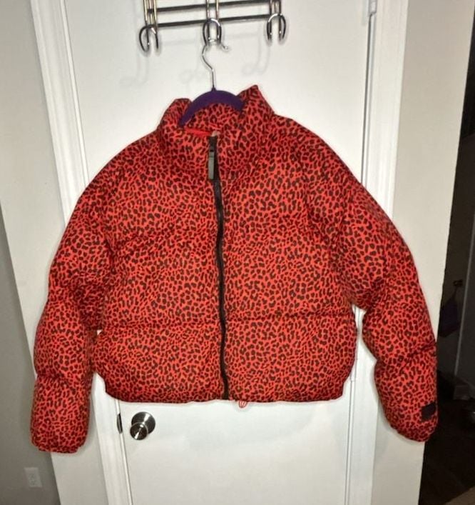 Fabletics Wander Cropped Puffer Jacket Size XL Red Leopard Print 2