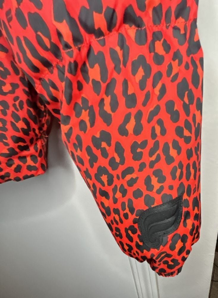 Fabletics Wander Cropped Puffer Jacket Size XL Red Leopard Print 3