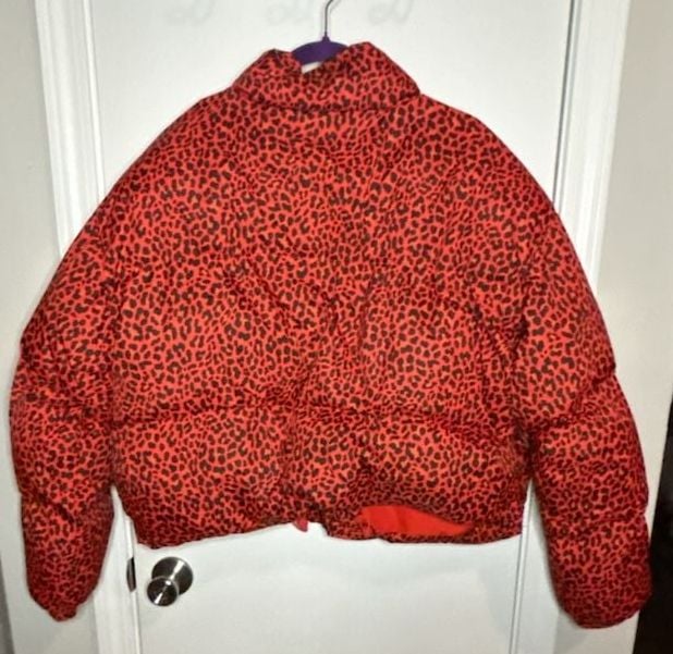 Fabletics Wander Cropped Puffer Jacket Size XL Red Leopard Print 5