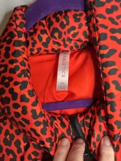 Fabletics Wander Cropped Puffer Jacket Size XL Red Leopard Print 4