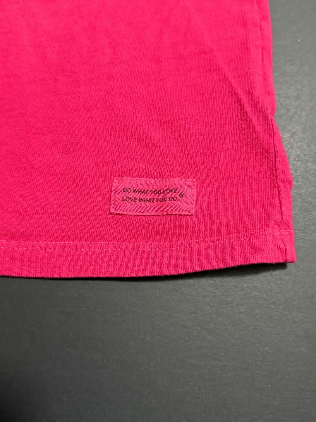 Life is Good Sunflower Crusher Vee Size L Pink V-Neck T-Shirt 4
