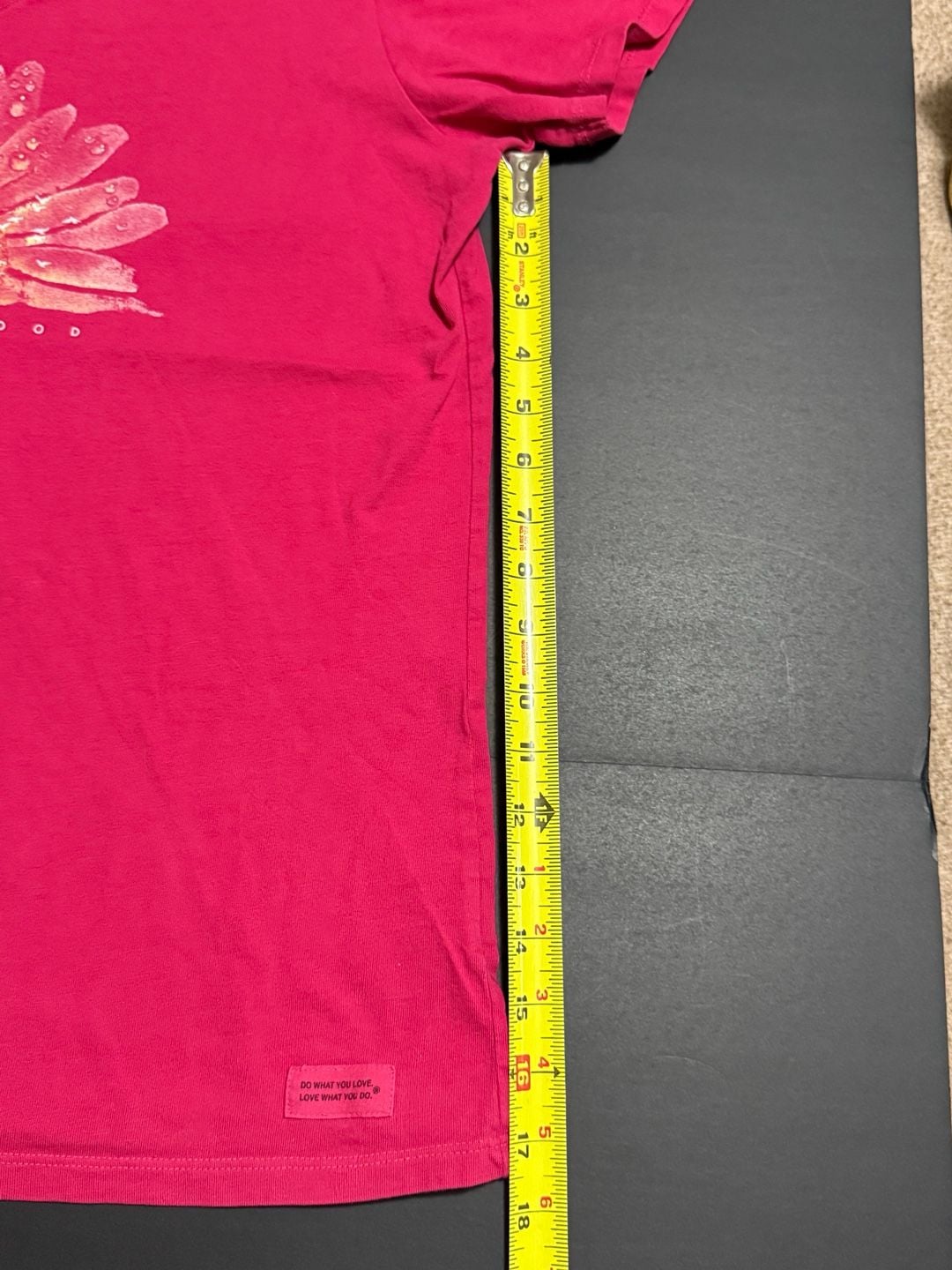 Life is Good Sunflower Crusher Vee Size L Pink V-Neck T-Shirt 6
