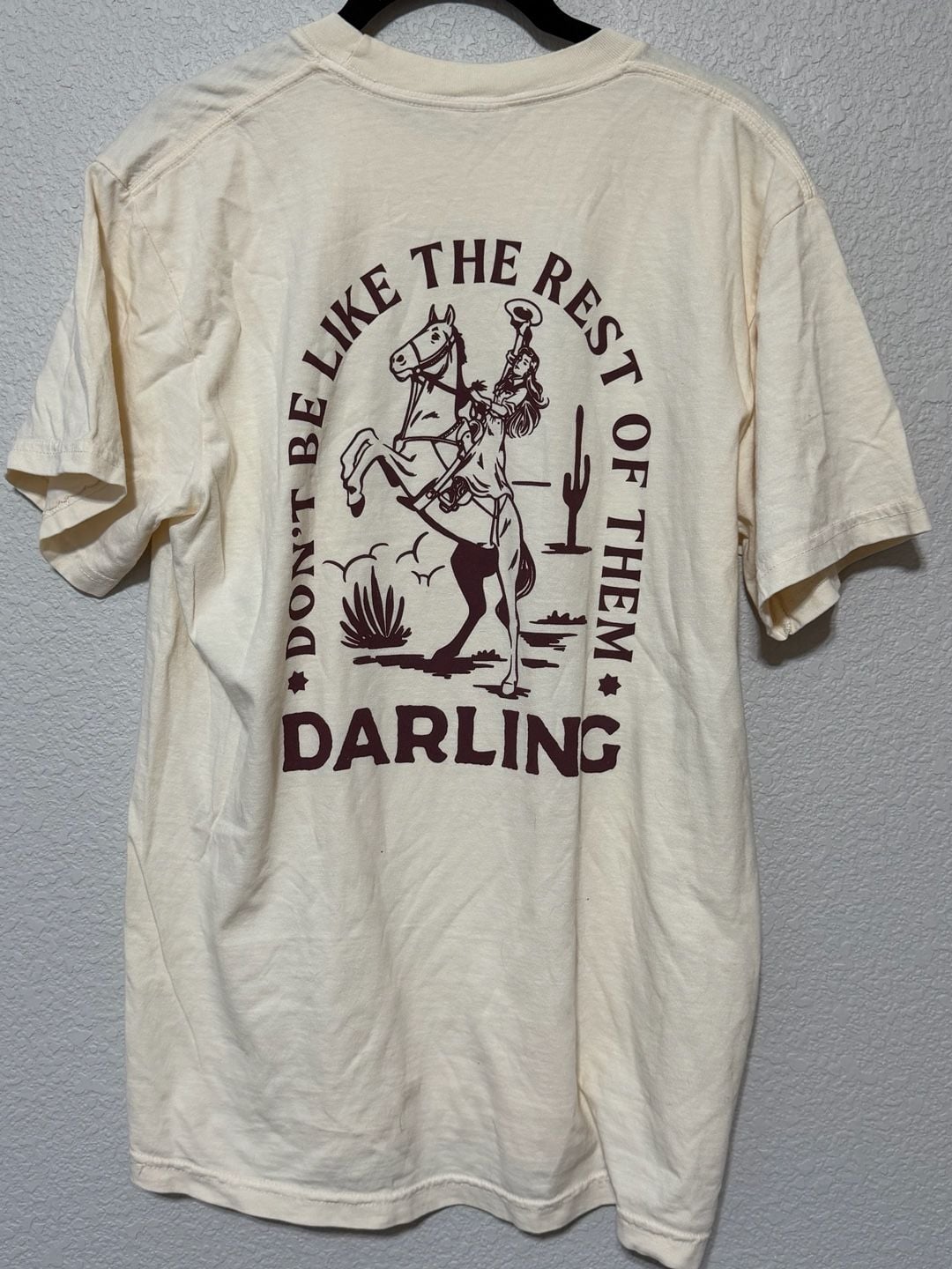 Comfort Colors Graphic T-Shirt Size M White Don't Be Like The Rest Darling 5
