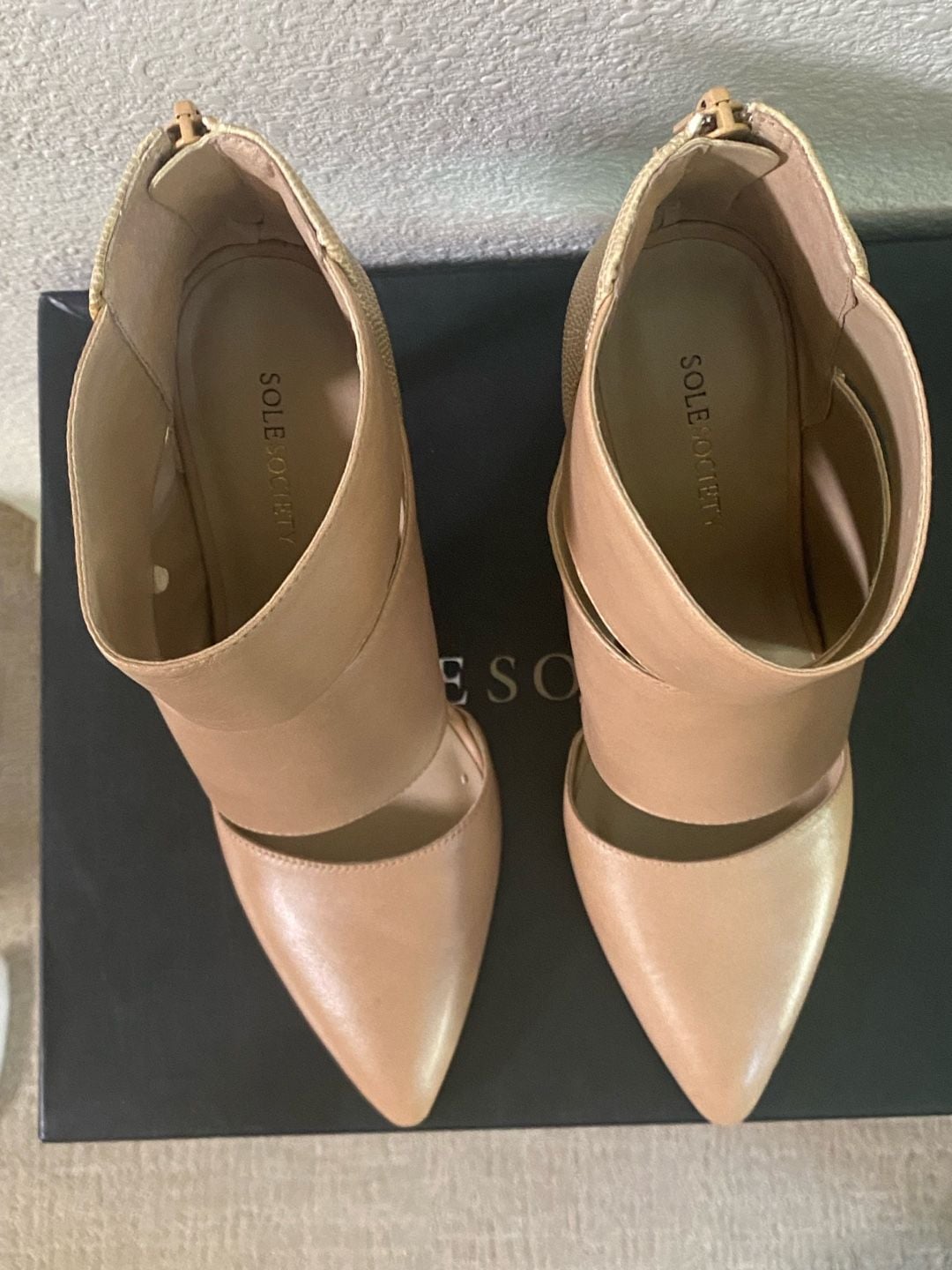 Sole Society Cutout Stiletto Booties Beige Snake Heels 8
