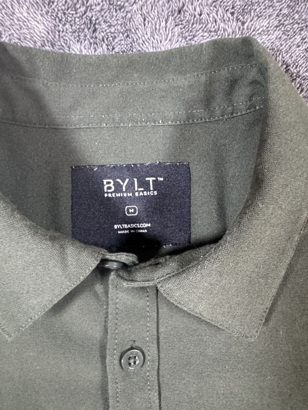 Bylt Button Down Shirt Size M Green Short Sleeve Premium Basics 2
