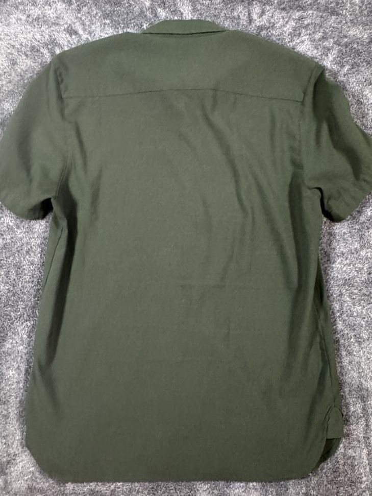 Bylt Button Down Shirt Size M Green Short Sleeve Premium Basics 7
