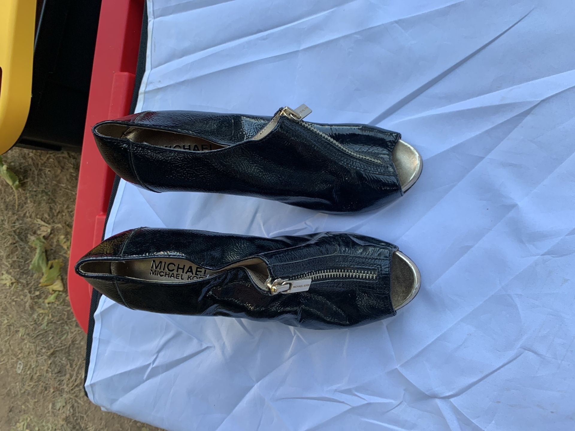 Michael Michael Kors Open Toe Bootie Heels Size 7.5 Black Patent Gold Heel 4